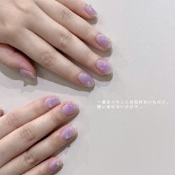 -花岐款式专研健康美甲沙龙