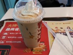 -肯德基(成都机场T2到达精选店)