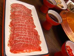 -虾弄弄海派小龙虾·牛羊蝎子火锅