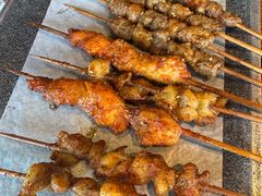 鲜嫩牛小串-管氏翅吧(地安门创始店)