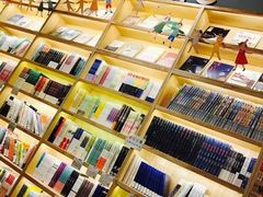 -猫的天空之城概念书店(印象城购物中心店)