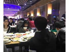 大堂-蒙肥羊·酸汤潮牛·鲜牛肉火锅烤肉自助(岗顶店)