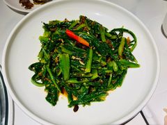 豆豉鲮鱼油麦菜-羲和雅苑•北京烤鸭(国贸商城店)