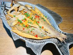 -蜜桃餐厅·伴山(湖滨商业街店)