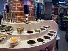 -罗二娘·鲜切牛自助火锅(罗湖东门步行街店)