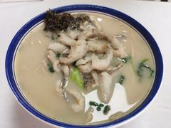 招牌黄鱼面-明呈黄鱼面馆(斜土路店)