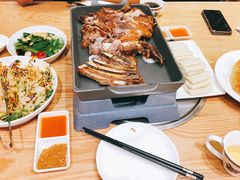 -九十九顶毡房(阜石路店)