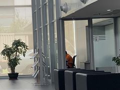 -奔驰上海利星(七宝店)