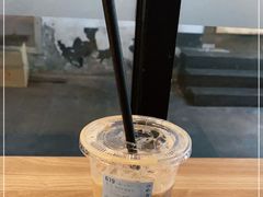 -瑞幸咖啡(巴黎春天陕西路店)