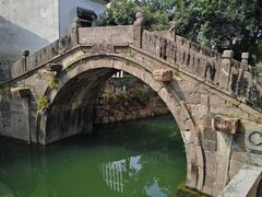 -丝绸小镇荻港古村