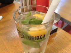 -Tube station站点比萨(王府井百货店)