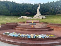 -上海市龙华烈士陵园