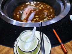 铁锅炖鱼-地主大院铁锅炖(创业街店)