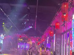-喜鹊音乐酒馆(西街店)