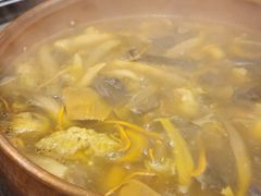 -阿山卓·野生菌火锅·纳西火塘烤肉