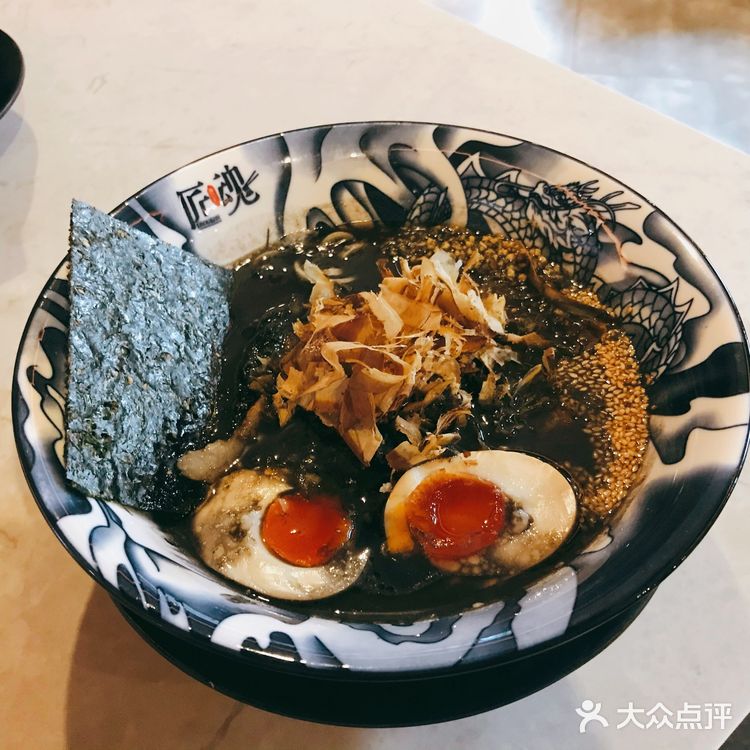 这家日式拉面太香了，别说你不知道～