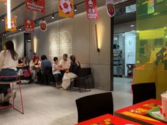 -麦当劳(徐汇漕溪北路百脑汇店)