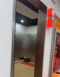 -单色舞蹈