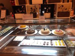 面包甜点陈列柜-万达瑞华酒店美食汇自助餐厅(楚河汉街店)
