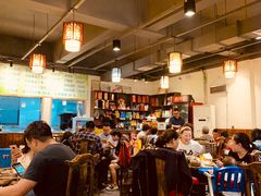 大堂-肖肖酸萝卜鱼火锅(总店)