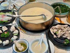 -顺德公广东猪肚鸡·煲仔饭(白石洲店)