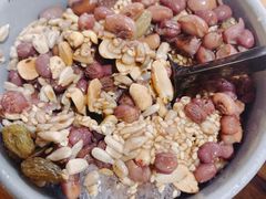 -八月美食小馆(银泰城总店)