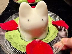 -蟹犇前•帝王蟹雪蟹(陆家嘴店)