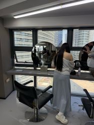 -宫铭烫发染发接发店