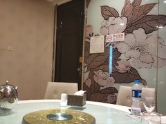 包厢-金杏·粘卷子 烤鸭 农家菜