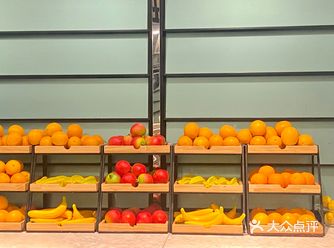 性价比高，菜品丰富新鲜。