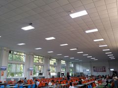 大堂-财经大学学生公寓食堂