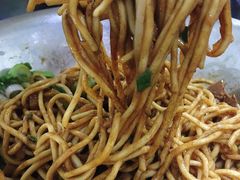 -薛记襄阳香辣牛肉面(平安路店)