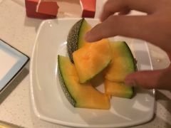 -小鱼小牛(世欧广场店)