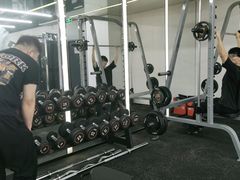 -乐刻运动健身(同曦假日百货店)
