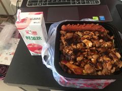 -张秀梅烤肉拌饭脆皮鸡饭