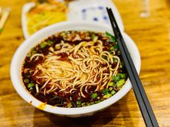 -思泊湖牛肉面(兰州总店)