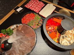 -晓宇重庆火锅(西安荟聚店)