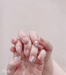 -夏花美甲美睫
