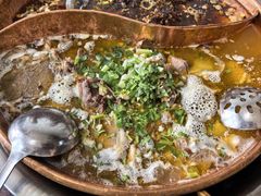 -朝伟清真铜瓢牛肉馆(三十年老·店)