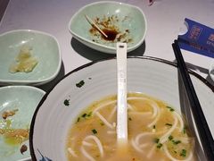 -鑫花溪牛肉米粉(凤凰街创始总店)