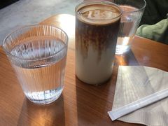 -Line 咖啡(石厦花园店)