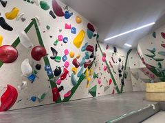 -绿壁虎攀岩基地(Tcar店)