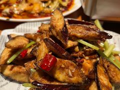 -六福烧烤酒馆(秦隆步行街店)