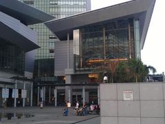 门面-东荟城名店仓