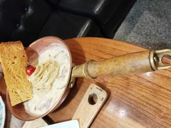 -I HOLIC艾豪丽披萨(KKone店)