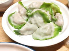 白菜黑毛猪肉馅水饺-关东小磨东北菜(上海长风大悦城店)