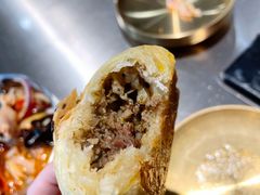 酥皮烤包子-董小西的凉皮和椒麻鸡(三元桥店)