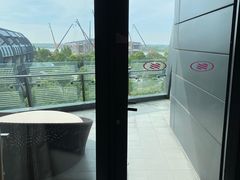 -上海滴水湖皇冠假日酒店