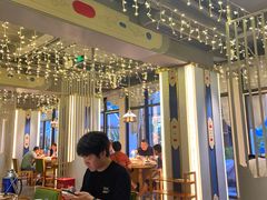 -娜仁图雅蒙古美食村(33小镇店)
