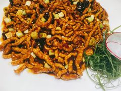鱼香肉丝-品味居·首店·大连鲜活海鲜大连菜(东港店)